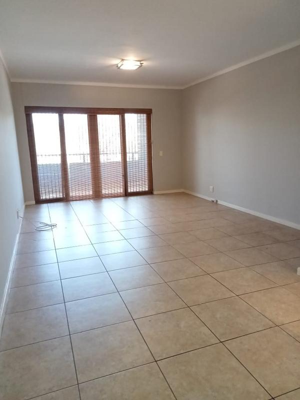 To Let 2 Bedroom Property for Rent in Claremont Western Cape